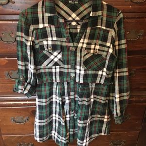 Plaid button down shirt Green, Red, white